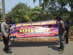 Bhabinkamtibmas Desa Sinar Mulya Himbau Warga Tidak Bakar Lahan Perkebunan
